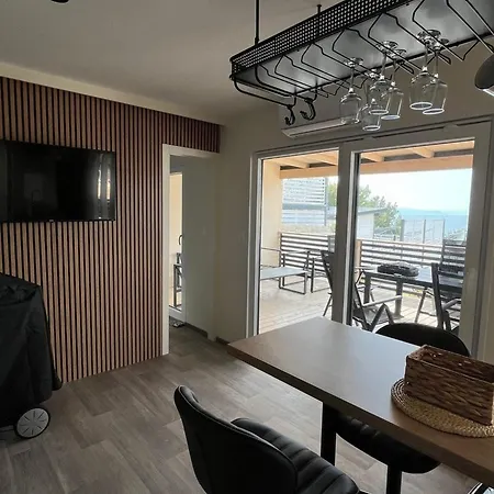 Two Bedroom Mobile With Terrace And Sea View
